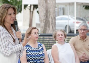 Junta de vecinos de Bella Vista reconoce a Carolina Mejía por la revitalización de los espacios públicos en DN