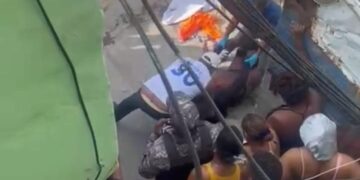 Hallan hombre muerto de cinco puñaladas en la cañada de Guajimía del sector de Herrera