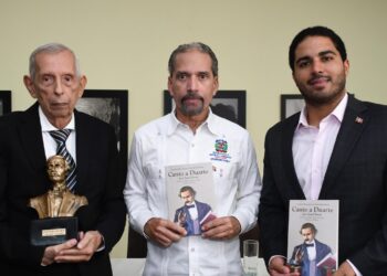 Efemérides Patrias pone en circulación el libro “Canto a Duarte”, del poeta cubano José Ángel Buesa