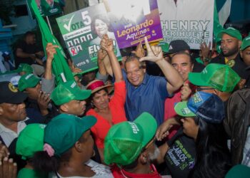 Comunitarios de Sabana Perdida afirman que alcalde Carlos Guzmán repetirá en SDN