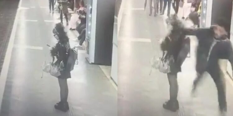Hombre golpea brutalmente a varias mujeres en estación del metro en Barcelona