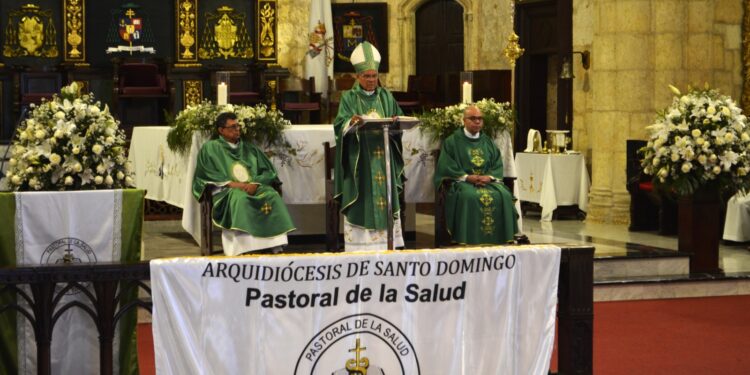 Arzobispo Francisco Ozoria oficia eucaristía por XXXII Jornada Mundial del Enfermo