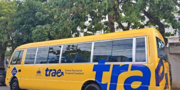 TRAE llama a conductores a ceder paso a autobuses de Transporte Estudiantil