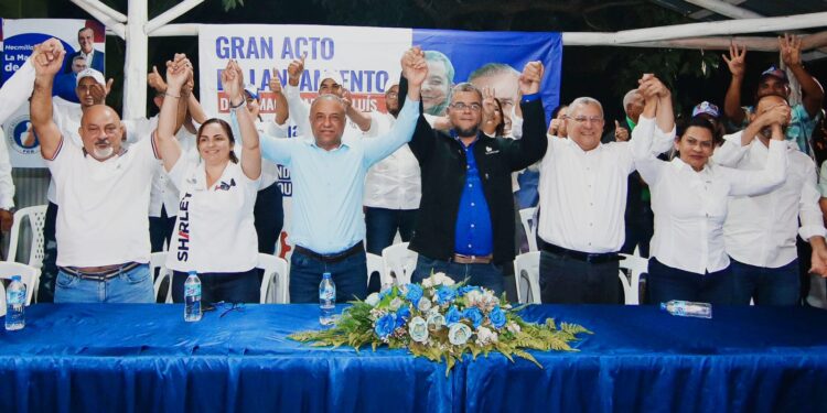 Hecmilio Galván recorre el país en apoyo a candidatos municipales del PRM