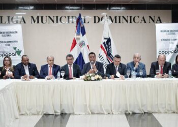 Observadores internacionales visitan Liga Municipal Dominicana