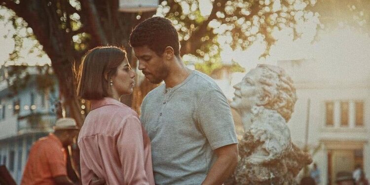 El romance se apodera de la pantalla con “Las pequeñas cosas”