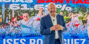 Ulises Rodríguez agradece elección como nuevo Alcalde de Santiago