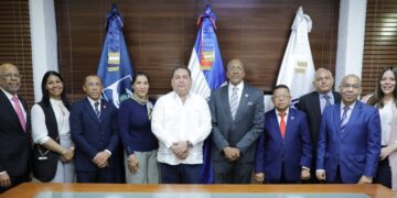 Contraloría y SNS acuerdan desarrollar programas en beneficio de la ciudadanía