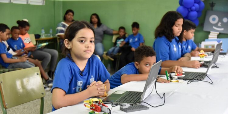 Minerd evaluará resultados del programa “Construyendo la Base de los Aprendizajes CON BASE”