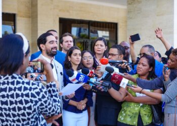 José Horacio propone reducir el Congreso Nacional y eliminar los privilegios de los legisladores