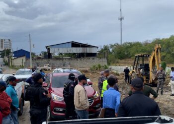 ASDN paraliza construcción ilegal de verja perimetral en Ciudad Modelo