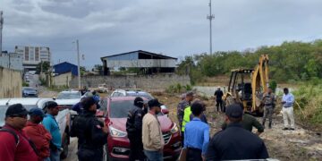 ASDN paraliza construcción ilegal de verja perimetral en Ciudad Modelo