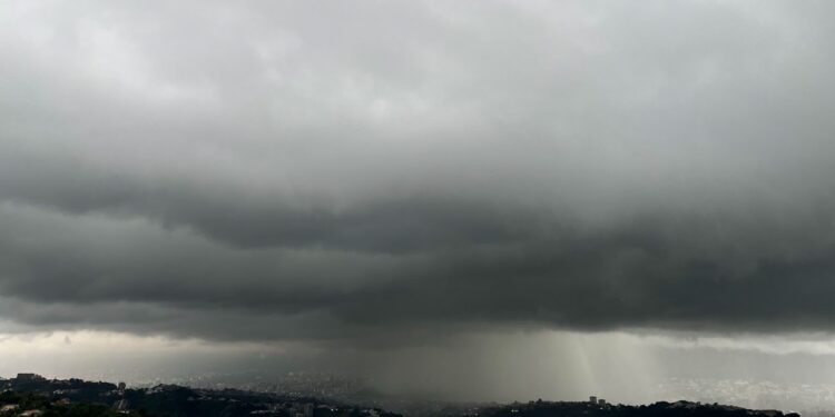 Vaguada frontal se aleja del país, disminuirán las precipitaciones en intensidad y frecuencia