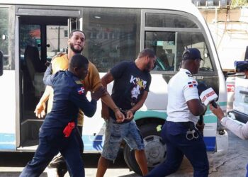 Aplazan medida coerción contra acusados de ultimar a Paula Santana