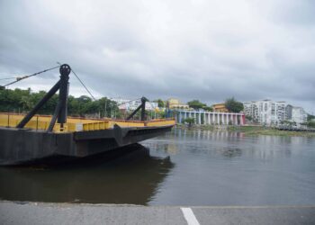 Este sábado cerrarán puente flotante por una hora