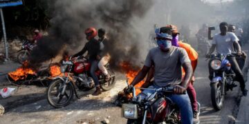 Por qué Haití lleva más de 2 años sin presidente y las protestas violentas que eso genera