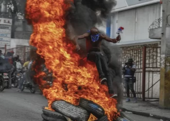 Protestan en distintos puntos de Haití para exigir la renuncia del primer ministro Ariel Henry