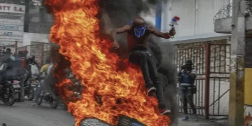 Protestan en distintos puntos de Haití para exigir la renuncia del primer ministro Ariel Henry