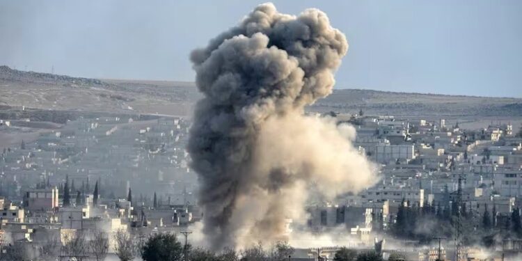 EEUU y el Reino Unido bombardearon 36 posiciones de los rebeldes hutíes en Yemen