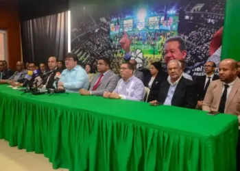 Fuerza del Pueblo exige a Abinader rendir cuenta de emisión y distribución de bonos navideños