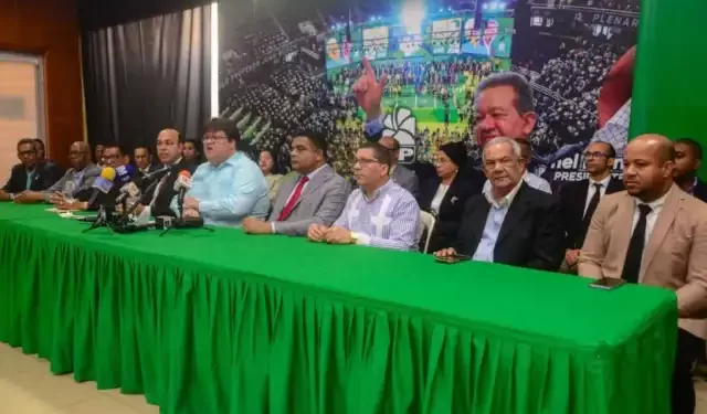 Fuerza del Pueblo exige a Abinader rendir cuenta de emisión y distribución de bonos navideños