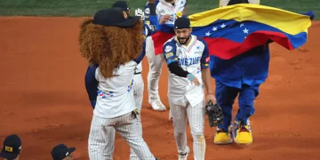 Venezuela derrota a República Dominicana en primer partido Serie del Caribe 2024