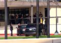 Mujer abatida por la policía tras abrir fuego en iglesia de EEUU