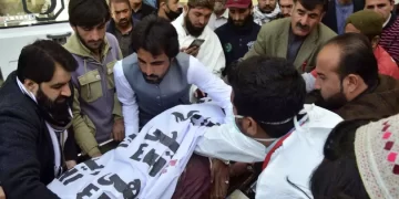 Al menos 26 muertos y 54 heridos tras tres atentados en Pakistán a un día de las elecciones