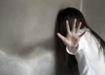 Condenado a 20 años de prisión a hombre por violación sexual a hijastra menor de edad