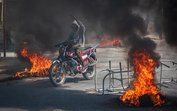 Haití extiende el toque de queda hasta el viernes para atajar la escalada de violencia