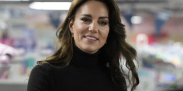 Princesa de Gales es vista en público con aspecto “feliz y saludable”