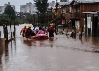 Asciende a 25 el número de muertos por las intensas lluvias e inundaciones en Brasil