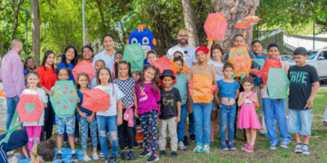 Edesur dicta charla a niños y adolescentes para la prevención de accidentes eléctricos con chichiguas y ahorro de energía en vacaciones