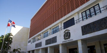 Gobierno pide aprobación de préstamos para pagarlos hasta el 2043