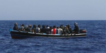 Repatrian a 65 haitianos interceptados en aguas de las Bahamas