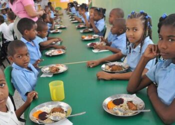 Inabie busca reducir el consumo de azúcar en la alimentación escolar