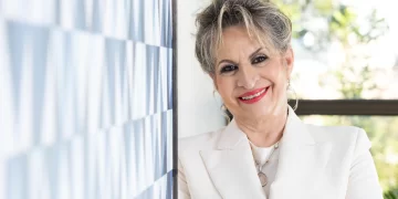 Izquierdo insta por mayor equidad en el Día de la Mujer