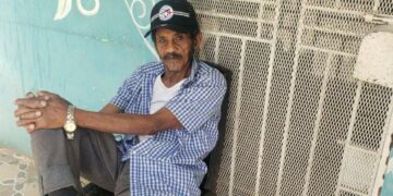 Familiares reportan desaparición de un hombre de 84 años en Villa Mella