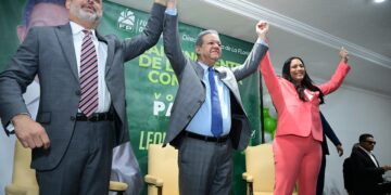 Leonel recibe respaldo de personalidades de la diáspora en La Florida