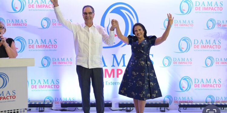 Lanzan movimiento Damas de Impacto en apoyo a la reelección de Luis Abinader