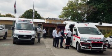 911 coordinó asistencia para trasladar 30 estudiantes habrían sido afectados por golpe de calor en centro de La Vega
