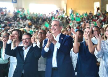 Guillermo Moreno respalda decisión del gobierno frente a la crisis haitiana