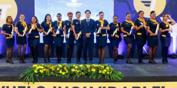 Centro Aeronáutico Tripulantes VIP celebra investidura