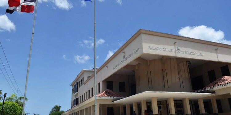 Libertad pura y simple a tres adolescentes acusados de tentativa de terrorismo en Puerto Plata