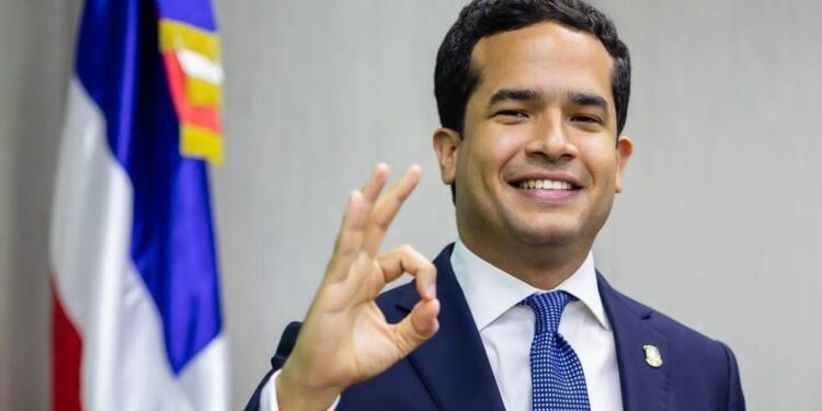 Omar presenta propuestas de temas no tratados por presidente en rendición de cuenta