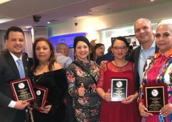 Lealtad Política agradece a la Gran Parada del El Bronx y al diputado Norberto Rodríguez