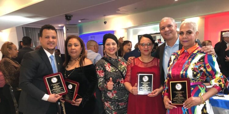 Lealtad Política agradece a la Gran Parada del El Bronx y al diputado Norberto Rodríguez