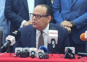 Presidente del CARD deplora maltrato de la Policía a jurista en Neyba