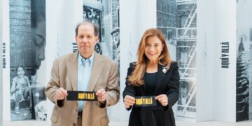 INICIA y la Alcaldía del DN inauguran exhibición fotográfica del libro “Aquí y Allá” en el monumento Fray Antonio de Montesino