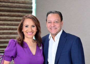 Abel Martínez escoge a Zoraima Cuello como compañera de boleta